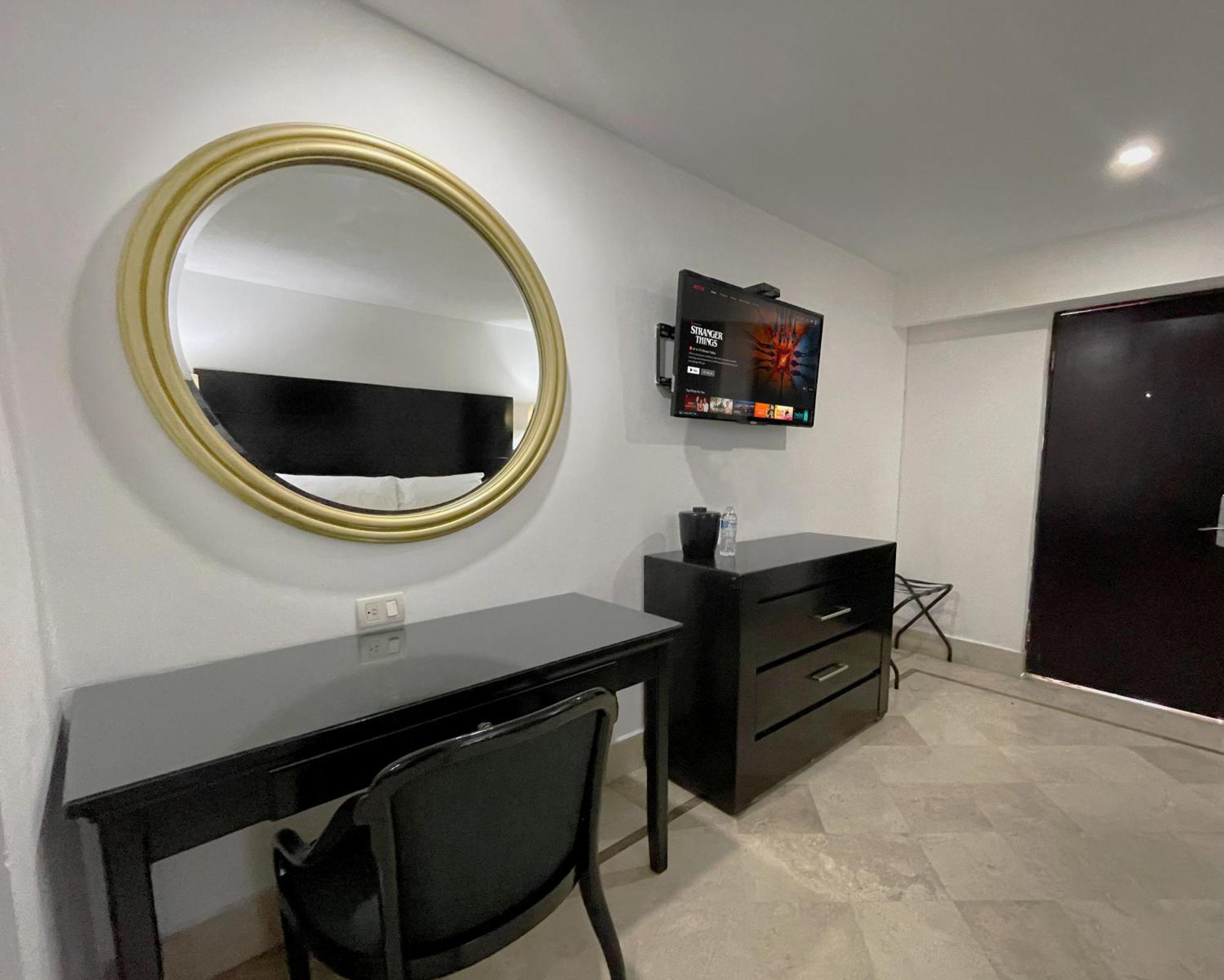 Capital Urban By Balderrama Hotel Collection Los Mochis Exterior photo